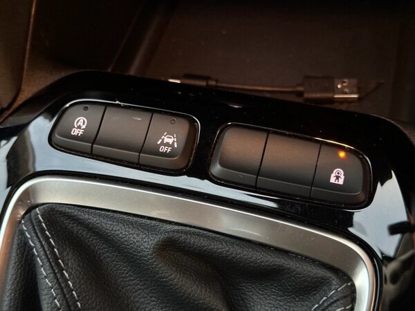 Used Vauxhall Corsa 2022 for sale - 76061872: Photo 9