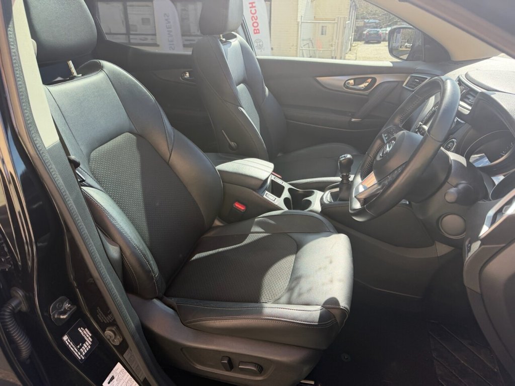 Used Nissan Qashqai 2018 for sale - 78030373: Photo 2