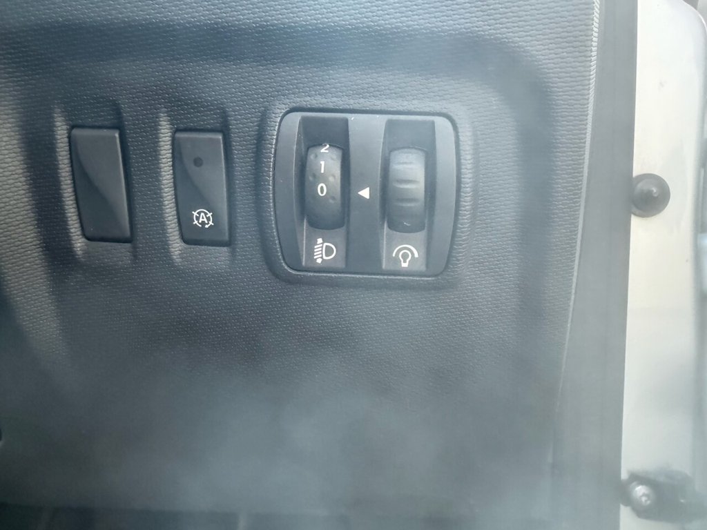 Used Renault Captur 2016 for sale - 76074093: Photo 18