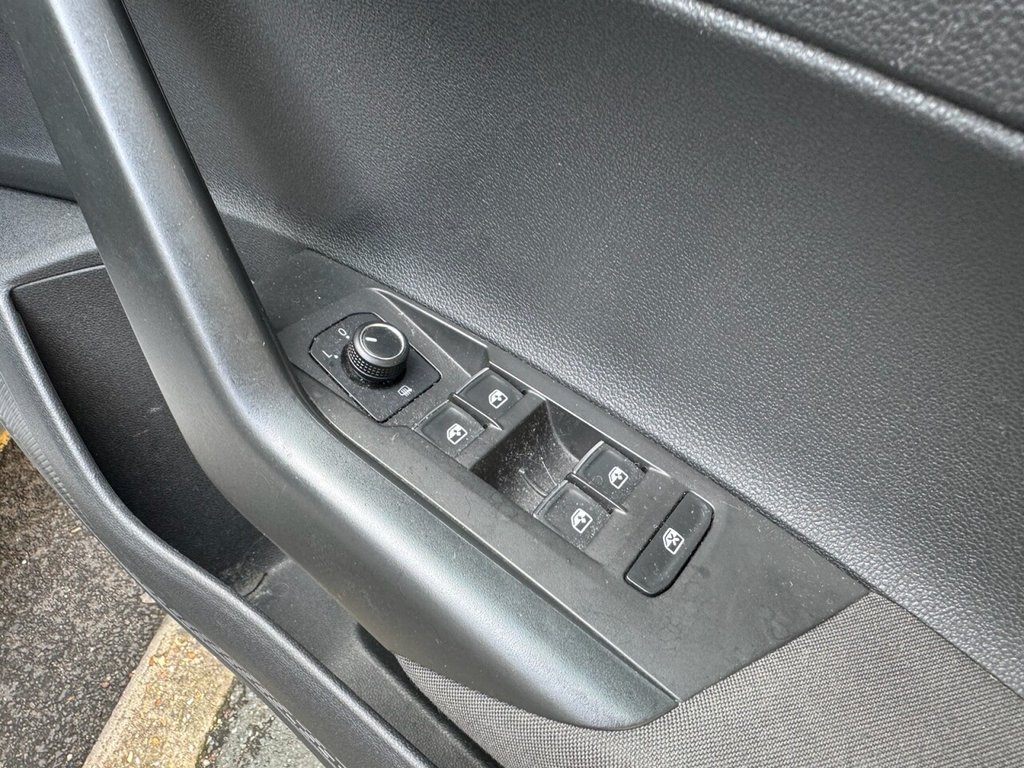 Used Volkswagen Polo 2018 for sale - 77534948: Photo 21