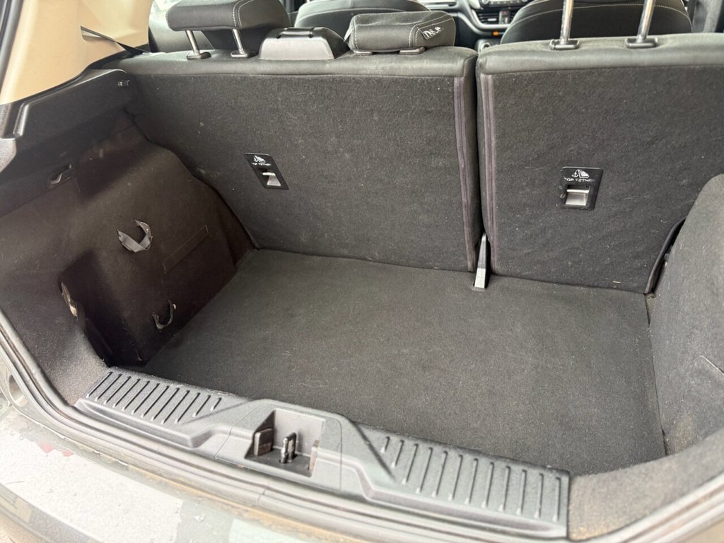 Used Ford Fiesta 2018 for sale - 77680729: Photo 12