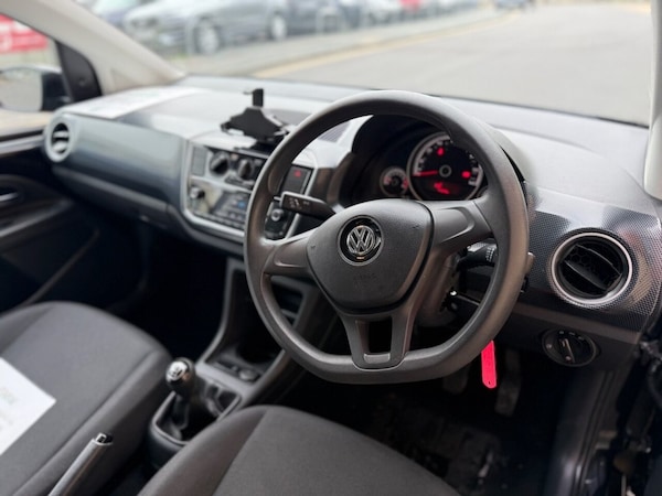 Used Volkswagen up! 2017 for sale - 76304016: Photo 18