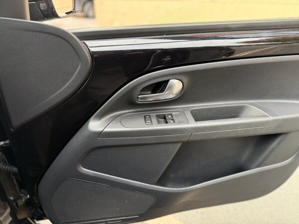Used Volkswagen up! 2017 for sale - 76304016: Photo 19