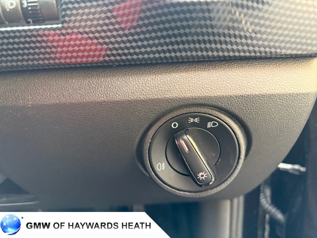 Used Volkswagen up! 2017 for sale - 76304016: Photo 21