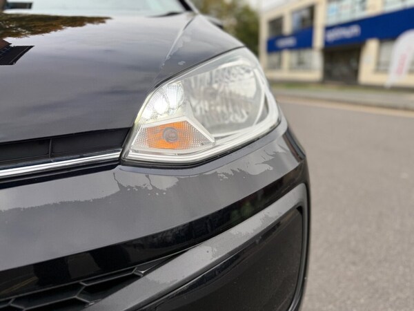 Used Volkswagen up! 2017 for sale - 76304016: Photo 9
