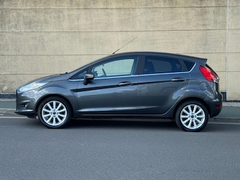 Used Ford Fiesta 2015 for sale - 78227934: Photo