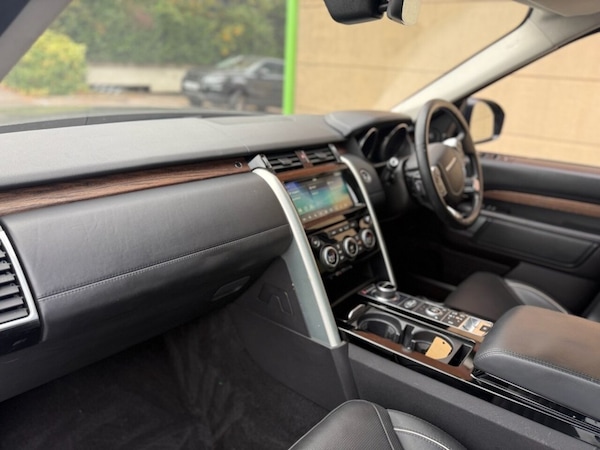 Used Land Rover Discovery 2017 for sale - 76313024: Photo 13