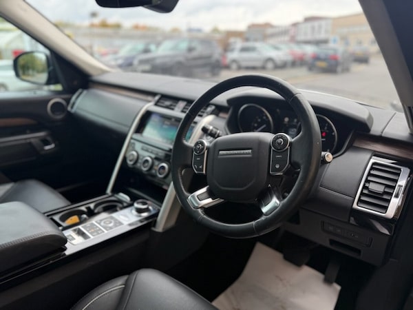 Used Land Rover Discovery 2017 for sale - 76313024: Photo 18