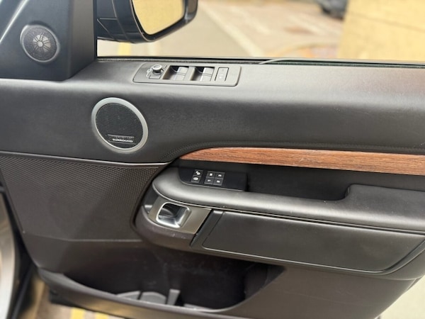 Used Land Rover Discovery 2017 for sale - 76313024: Photo 20