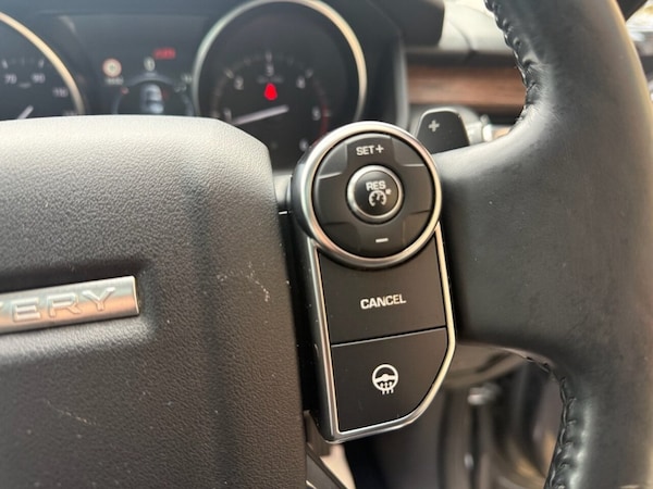 Used Land Rover Discovery 2017 for sale - 76313024: Photo 23