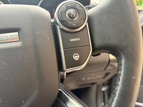 Used Land Rover Discovery 2017 for sale - 76313024: Photo 30
