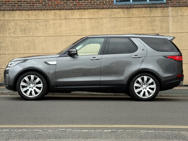 Used Land Rover Discovery 2017 for sale - 76313024: Photo 3