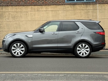 Used Land Rover Discovery 2017 for sale - 76313024: Photo 3