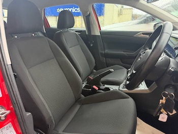 Used Volkswagen Polo 2019 for sale - 76923462: Photo