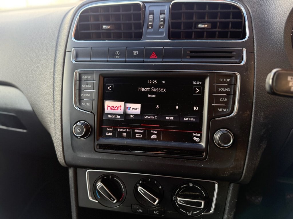 Used Volkswagen Polo 2015 for sale - 77227648: Photo 18