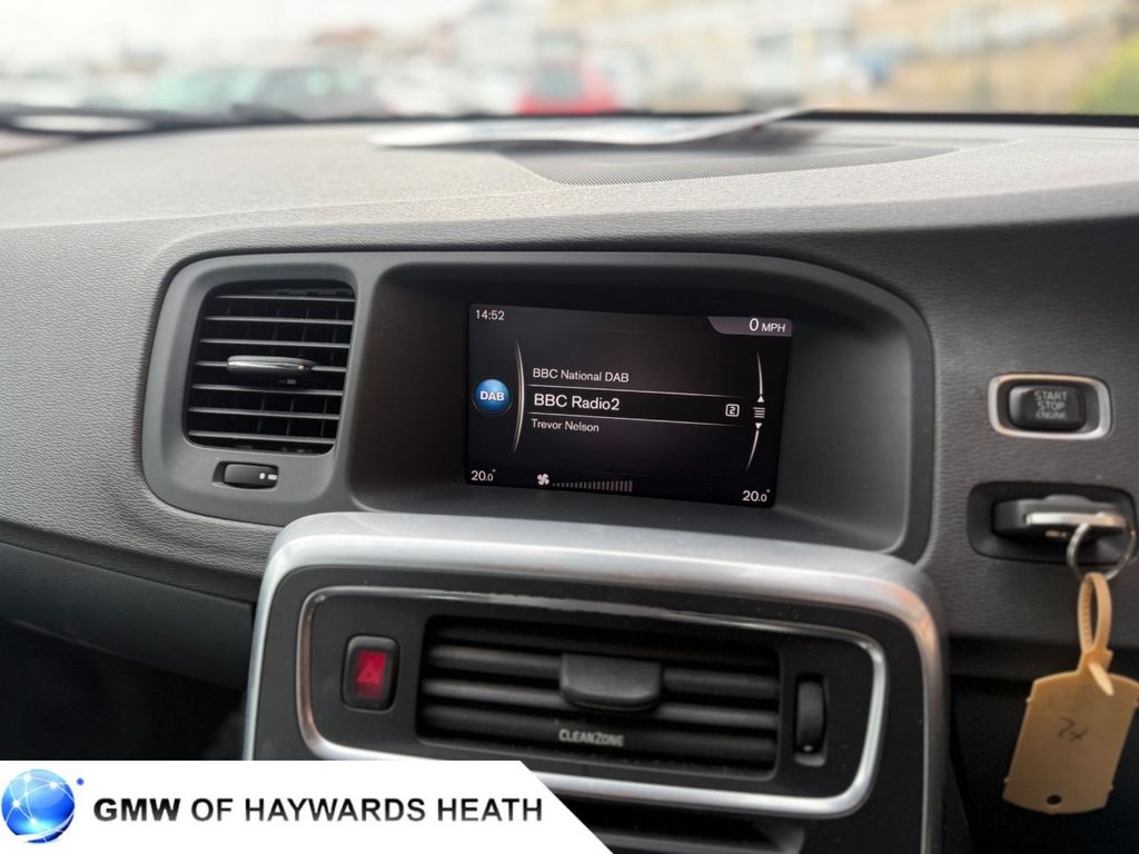 Used Volvo V60 2017 for sale - 77885037: Photo 20