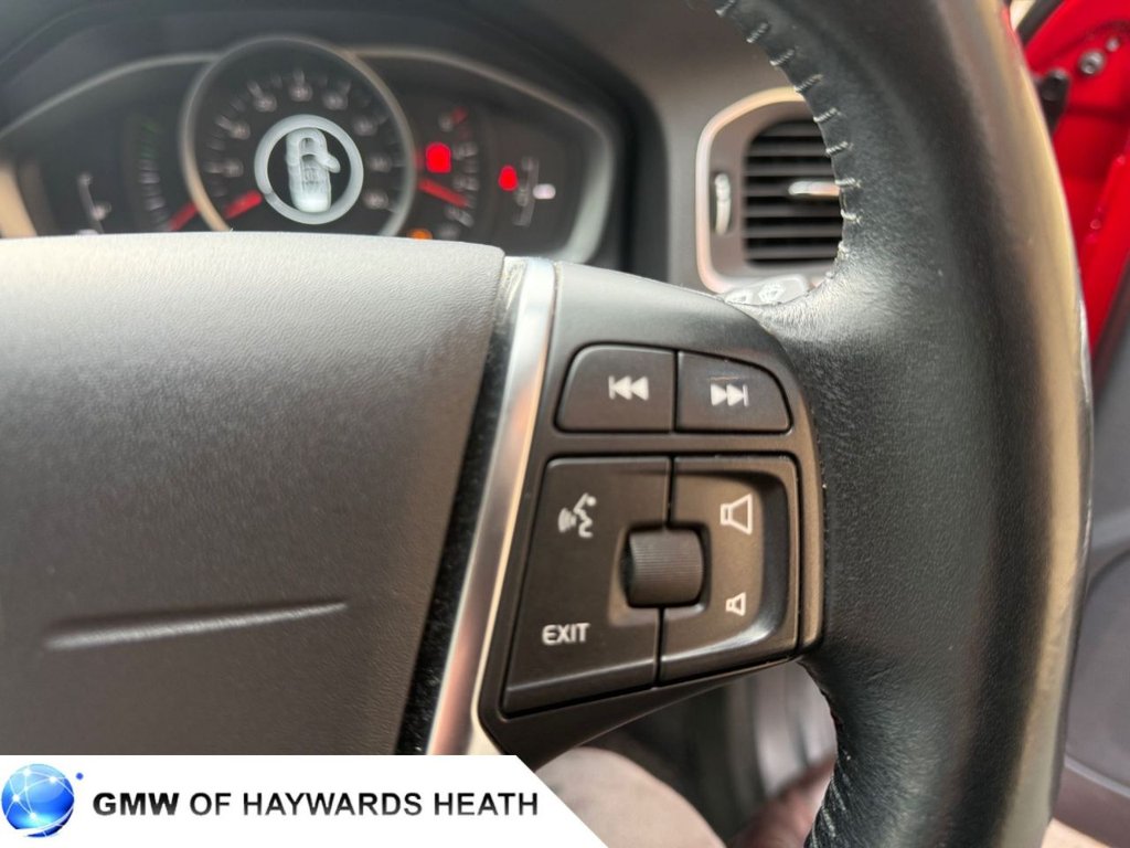 Used Volvo V60 2017 for sale - 77885037: Photo 24