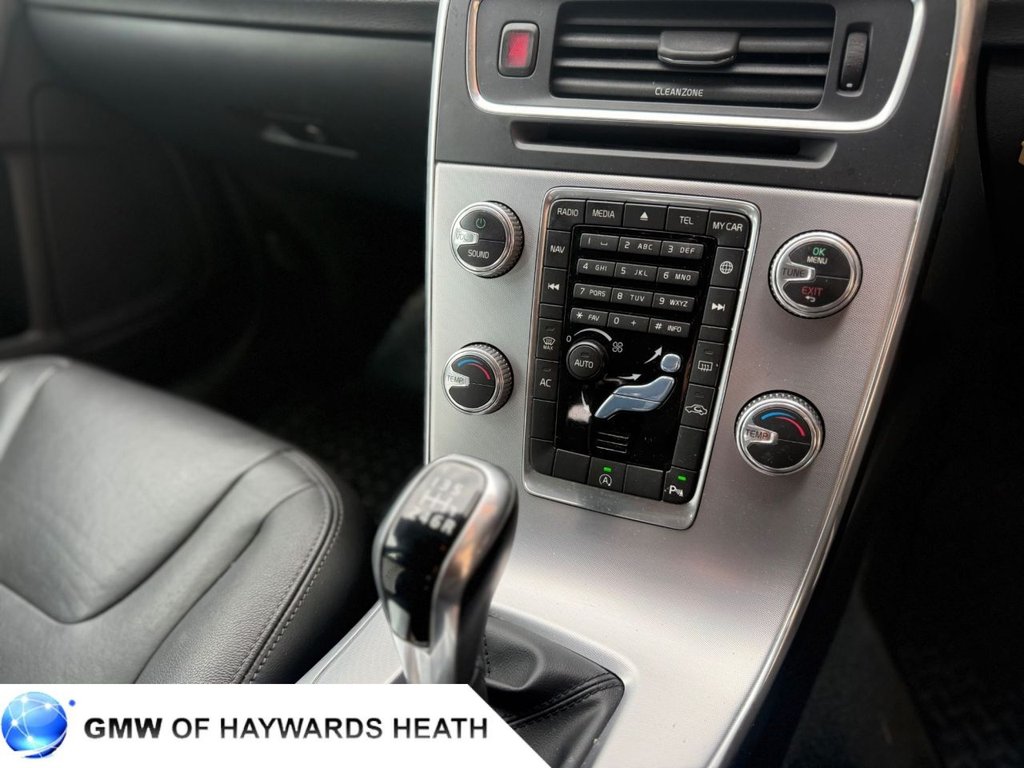 Used Volvo V60 2017 for sale - 77885037: Photo 26