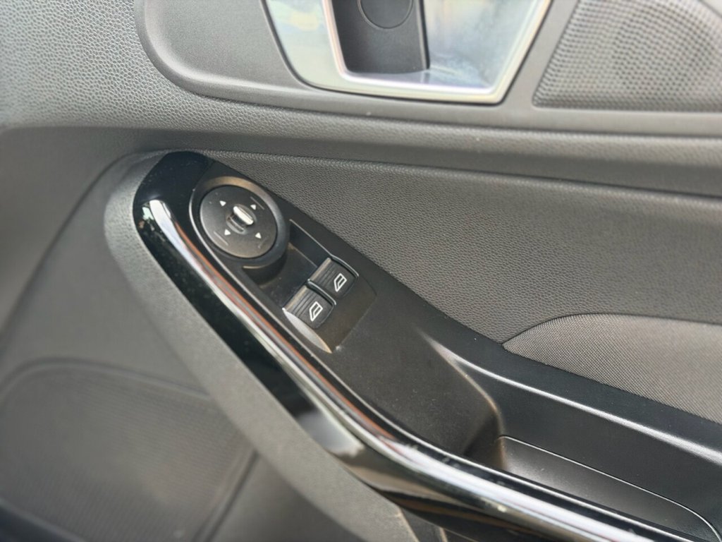 Used Ford Fiesta 2013 for sale - 77905585: Photo 11