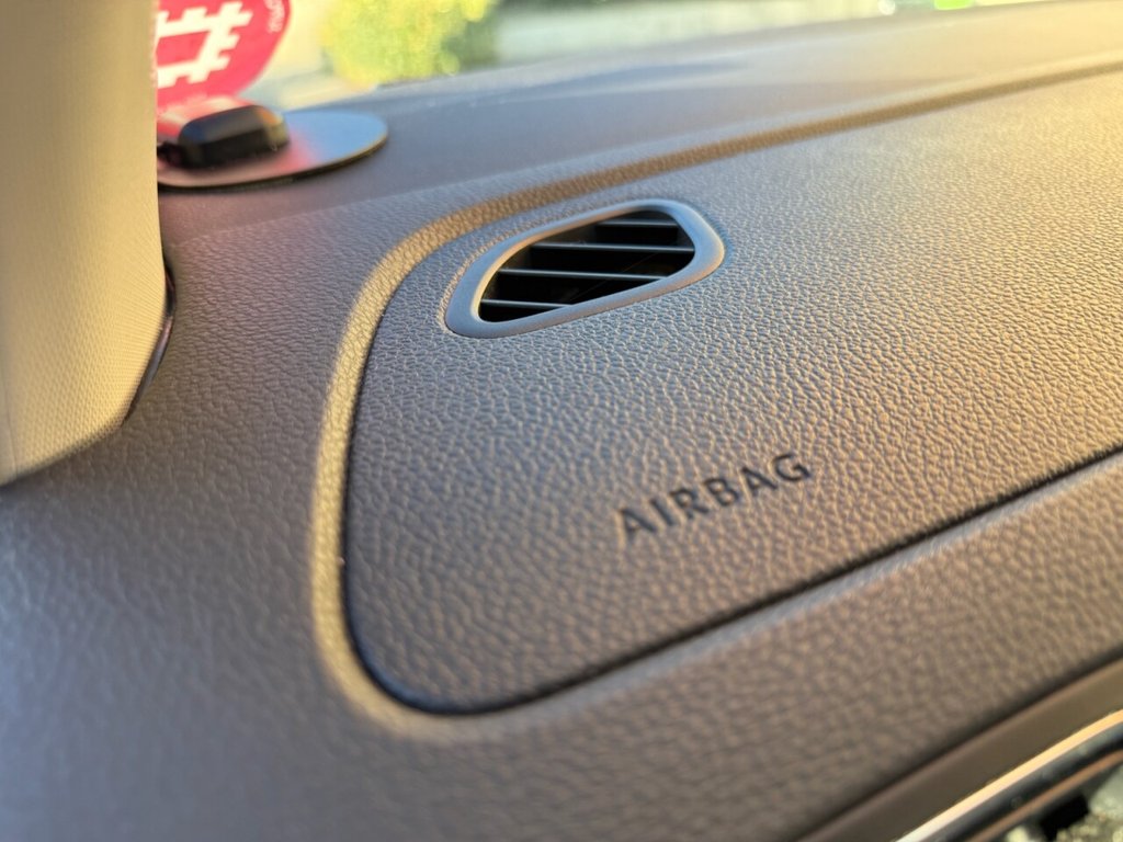 Used Volkswagen Polo 2015 for sale - 77080280: Photo 11