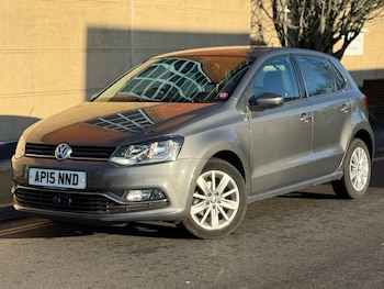 Used Volkswagen Polo 2015 for sale - 77080280: Photo