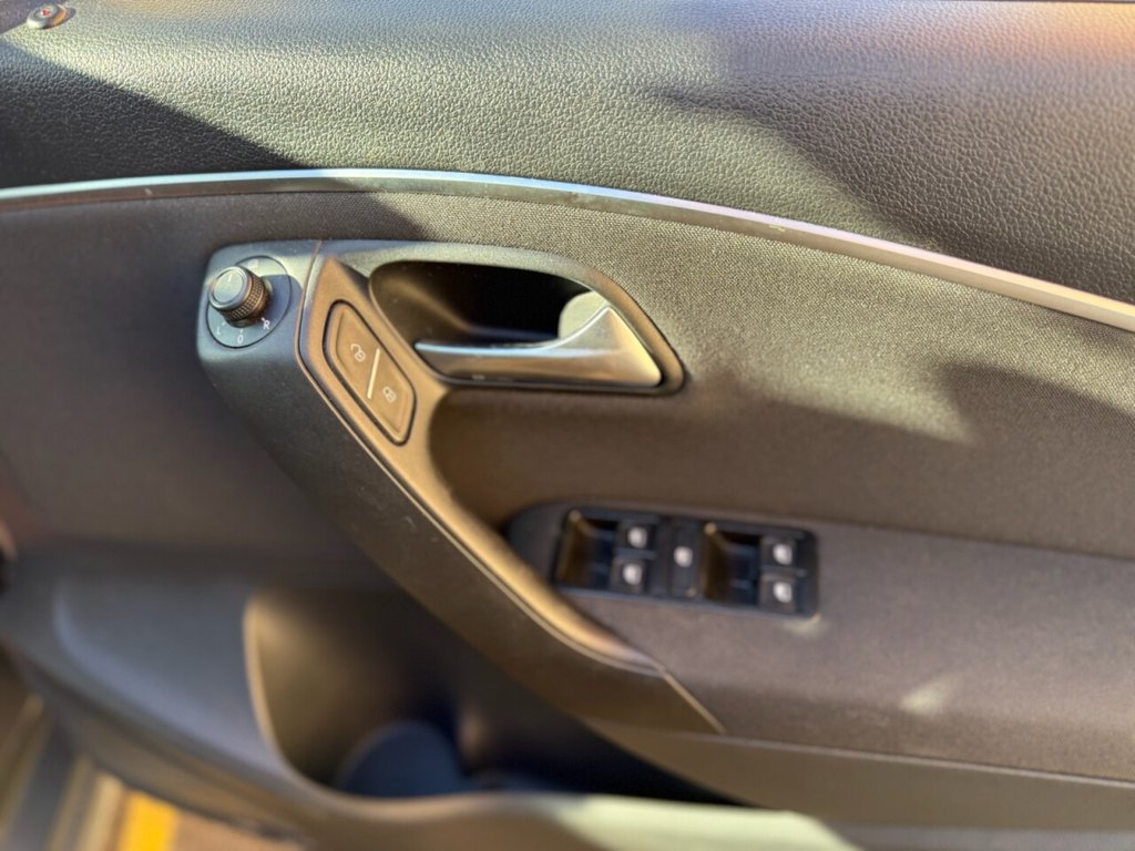 Used Volkswagen Polo 2015 for sale - 77080280: Photo 24