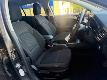 Used Ford Focus 2020 for sale - 79523222: Photo