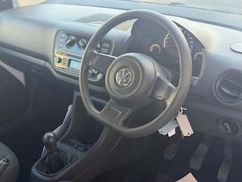 Used Volkswagen up! 2014 for sale - 78749009: Photo