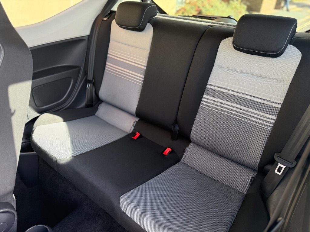 Used Volkswagen up! 2012 for sale - 76172911: Photo 38