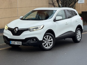 2017 (67) - 1.2 TCe Dynamique Nav SUV 5dr Petrol Manual Euro 6 (s/s) (130 ps)