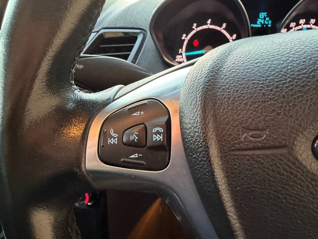 Used Ford Fiesta 2017 for sale - 76617849: Photo 10