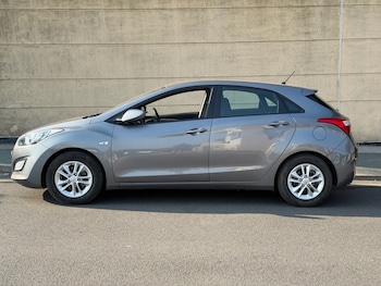 Used Hyundai i30 2015 for sale - 79250089: Photo