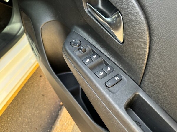 Used Vauxhall Corsa 2021 for sale - 76069066: Photo 20