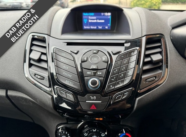 Used Ford Fiesta 2015 for sale - 76147936: Photo 15