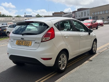 Used Ford Fiesta 2015 for sale - 78806227: Photo