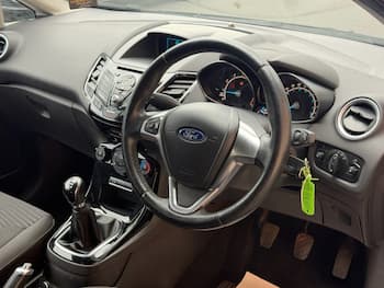 Used Ford Fiesta 2015 for sale - 79763735: Photo