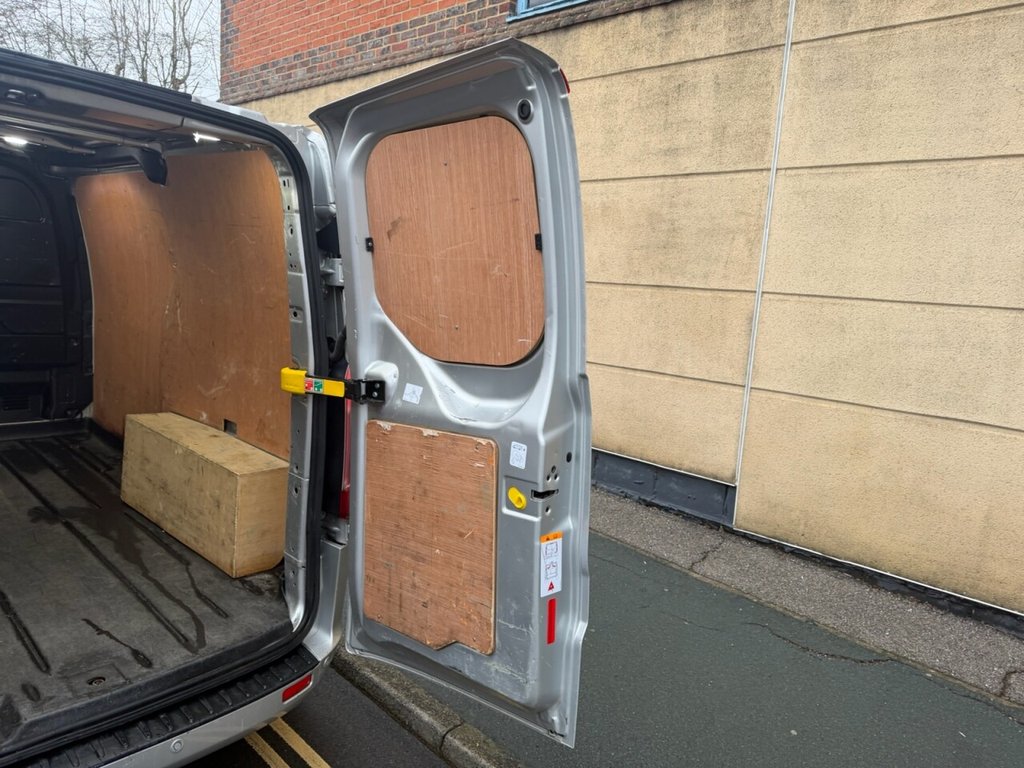 Used Ford Transit Custom 2022 for sale - 77153547: Photo 18