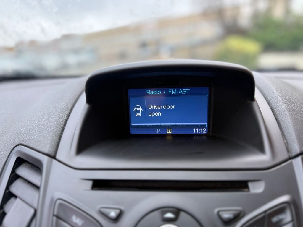 Used Ford Fiesta 2017 for sale - 77680744: Photo 15