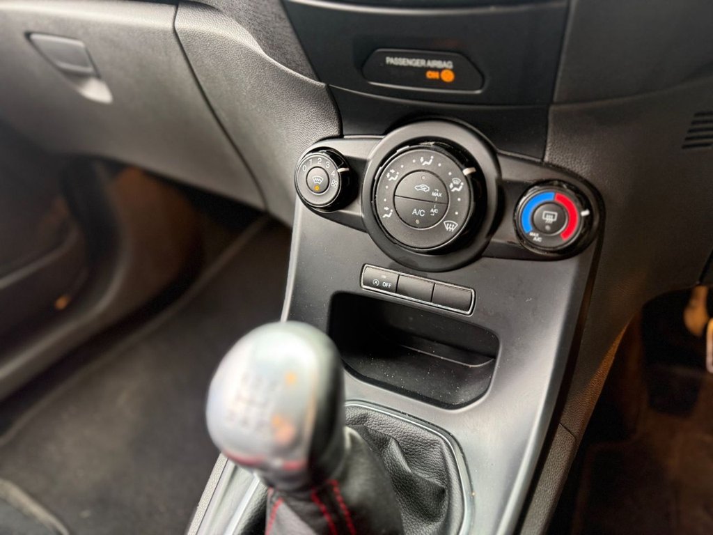 Used Ford Fiesta 2017 for sale - 77680744: Photo 18