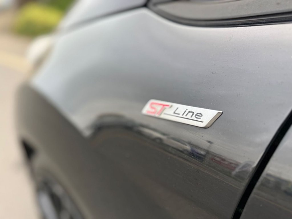 Used Ford Fiesta 2017 for sale - 77680744: Photo 9