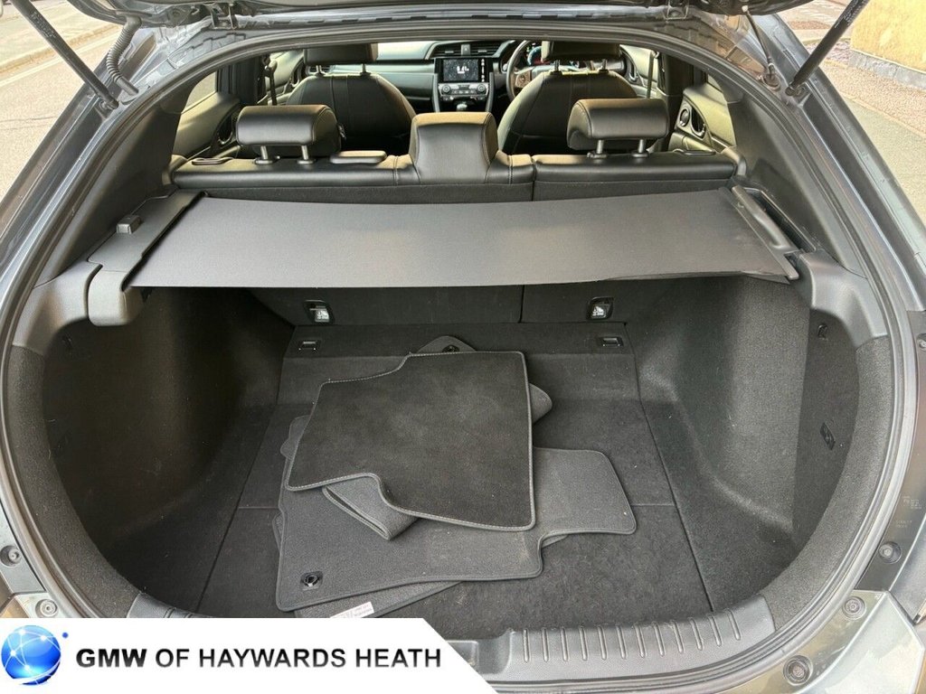 Used Honda Civic 2018 for sale - 76223961: Photo 12