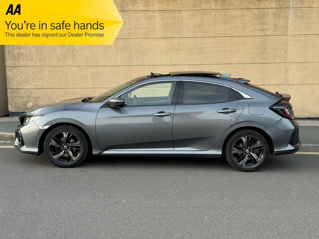 Used Honda Civic 2018 for sale - 76223961: Photo 4