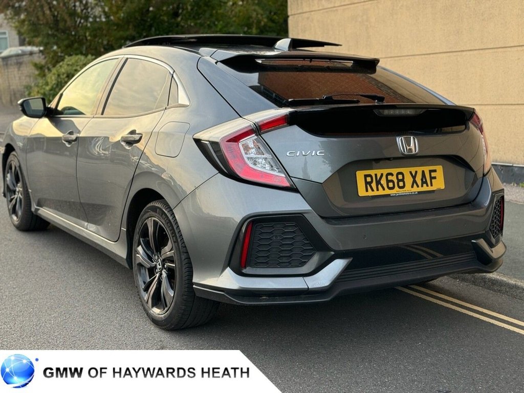 Used Honda Civic 2018 for sale - 76223961: Photo 8