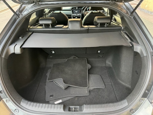Used Honda Civic 2018 for sale - 76223961: Photo 8