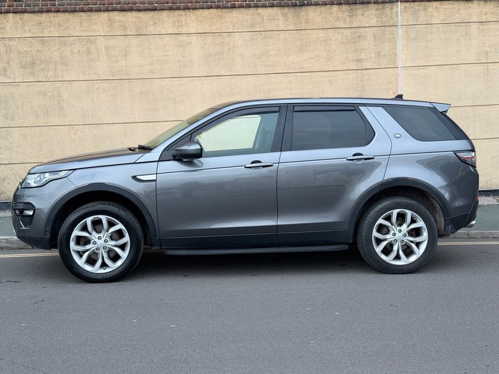 Used Land Rover Discovery Sport 2015 for sale - 76642779: Photo 10