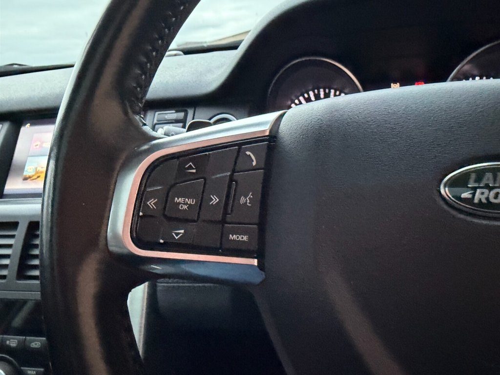 Used Land Rover Discovery Sport 2015 for sale - 76642779: Photo 9