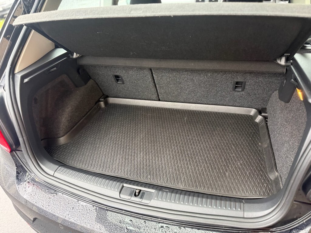 Used Volkswagen Polo 2015 for sale - 76724968: Photo 14