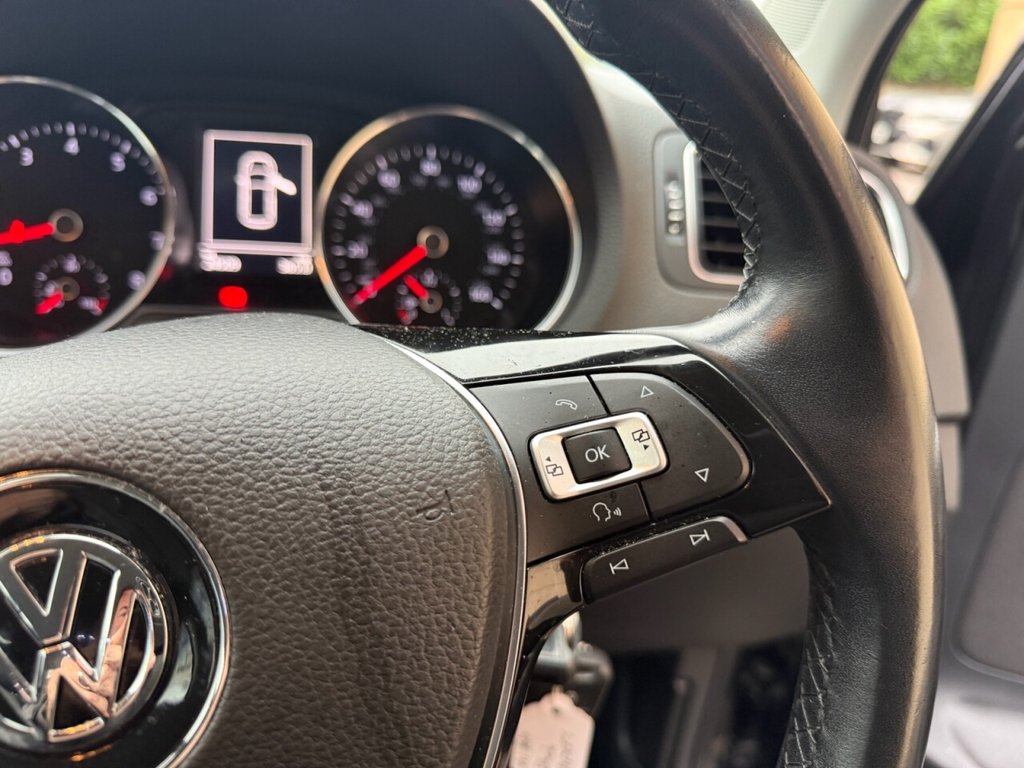 Used Volkswagen Polo 2015 for sale - 76724968: Photo 19