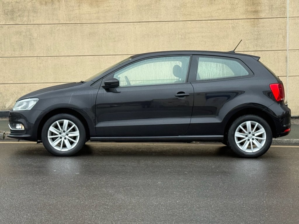 Used Volkswagen Polo 2015 for sale - 76724968: Photo 3
