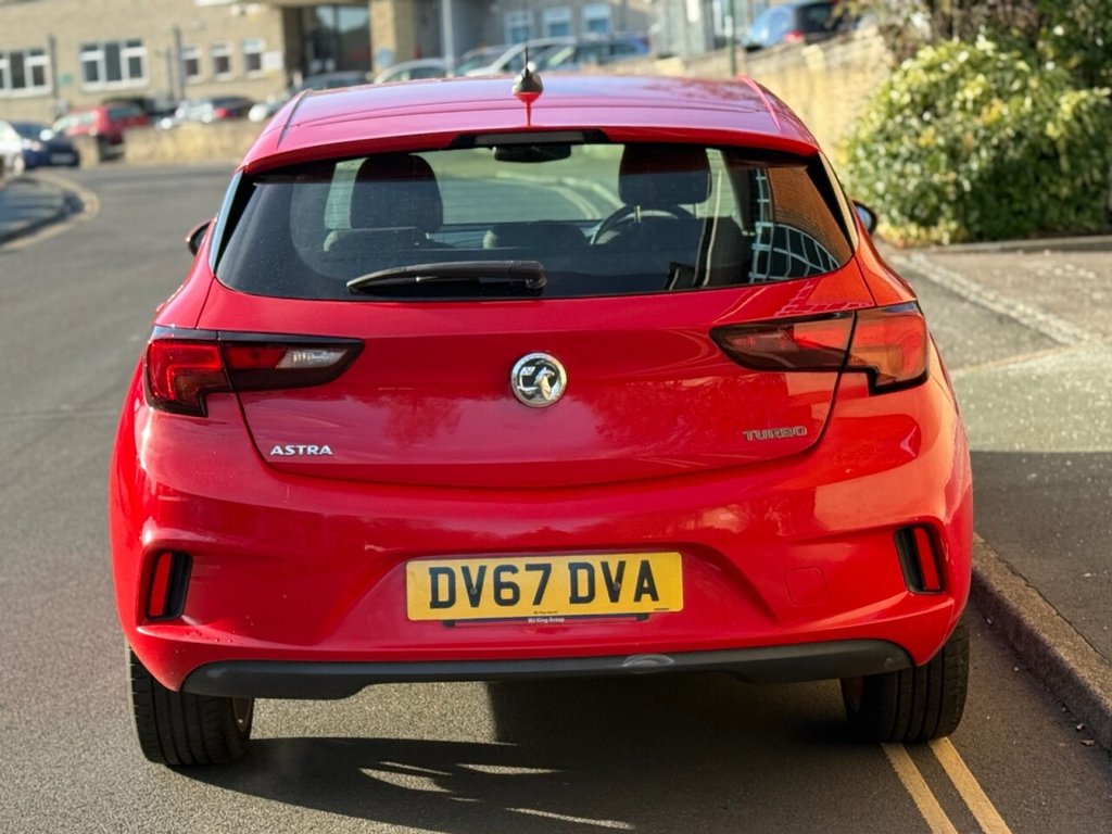 Used Vauxhall Astra 2018 for sale - 76711245: Photo 2